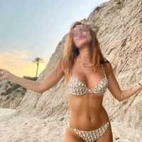 Erdemli'de Göz Kamaştırıcı Escort Deniz