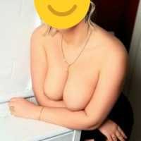 Erdemli'de Göz Kamaştırıcı Escort Deniz